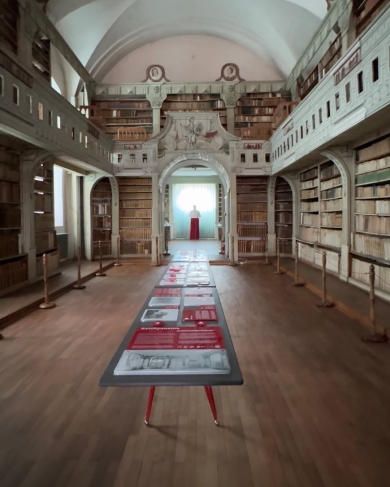 Biblioteca Batthyaneum din Alba Iulia va fi consolidată, restaurată